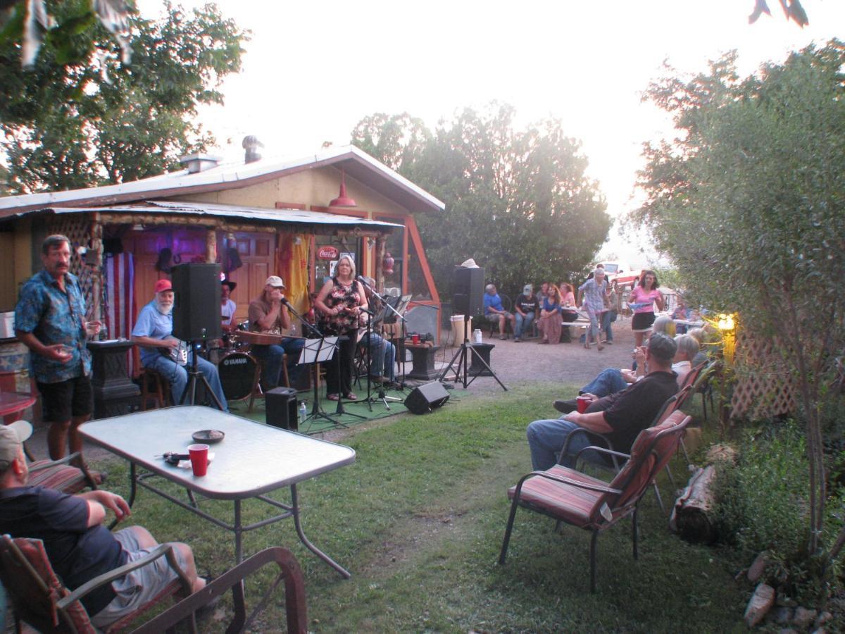 Rodeo Mountain Valley Lodge מראה חיצוני תמונה
