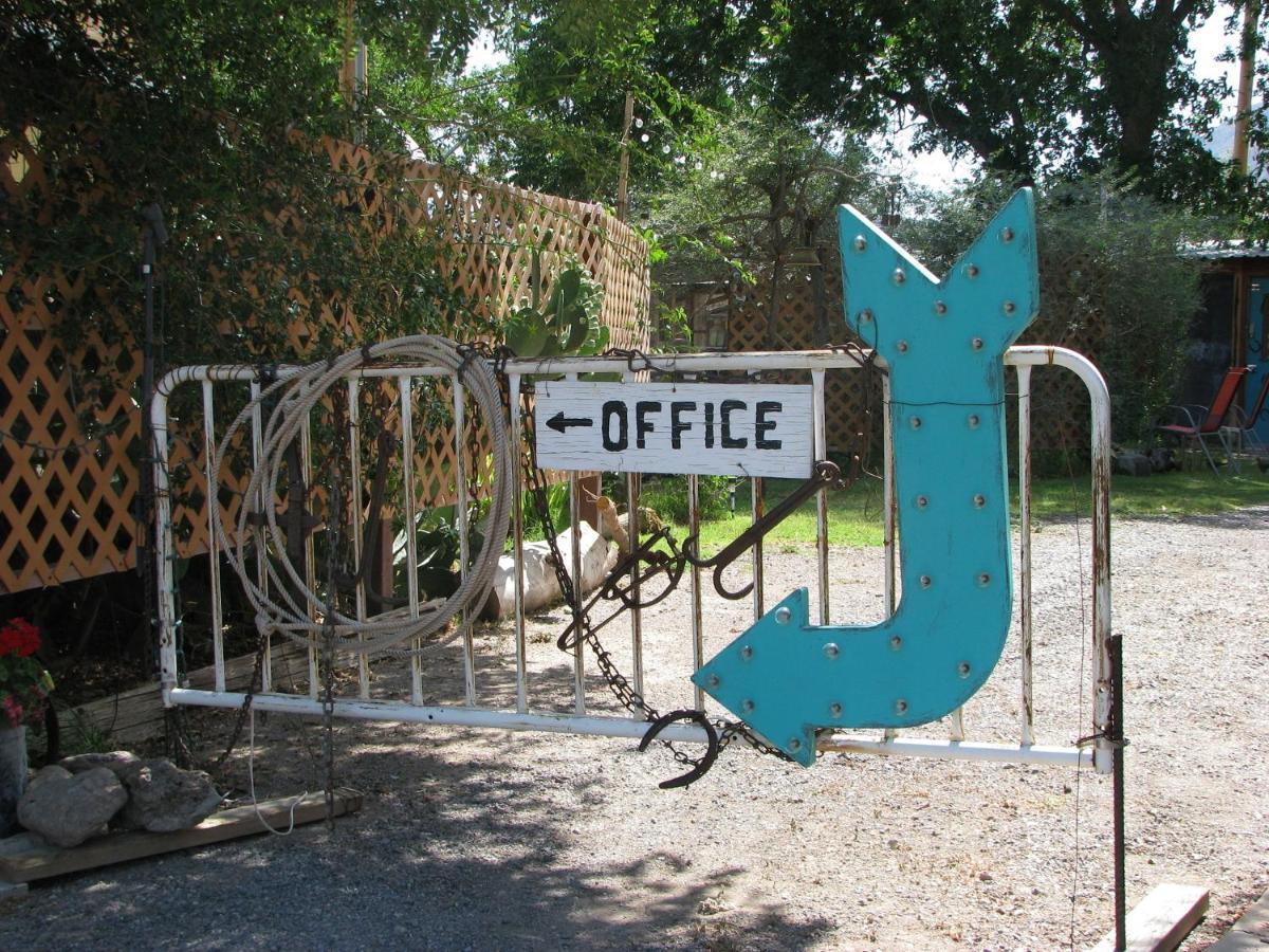 Rodeo Mountain Valley Lodge מראה חיצוני תמונה