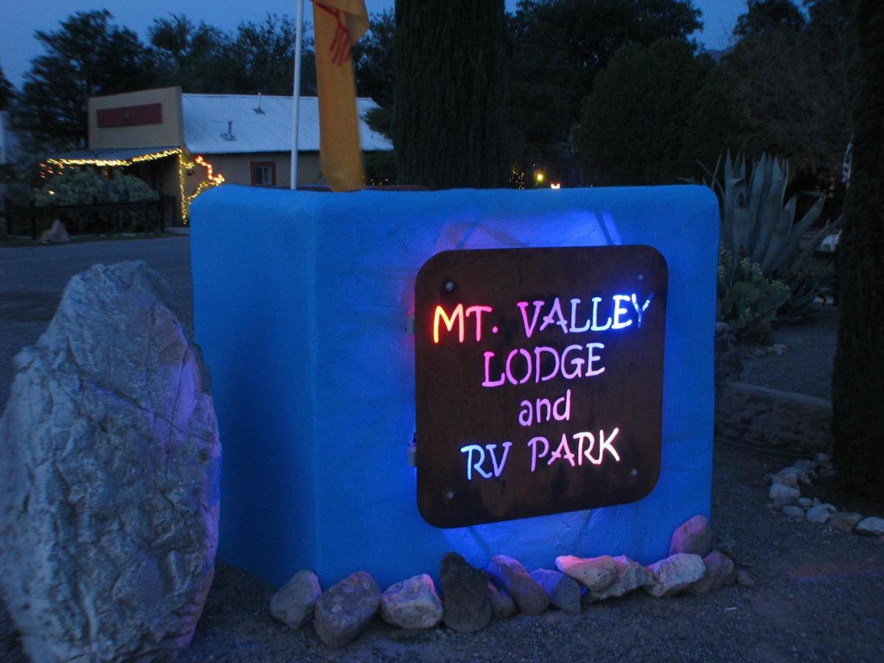 Rodeo Mountain Valley Lodge מראה חיצוני תמונה